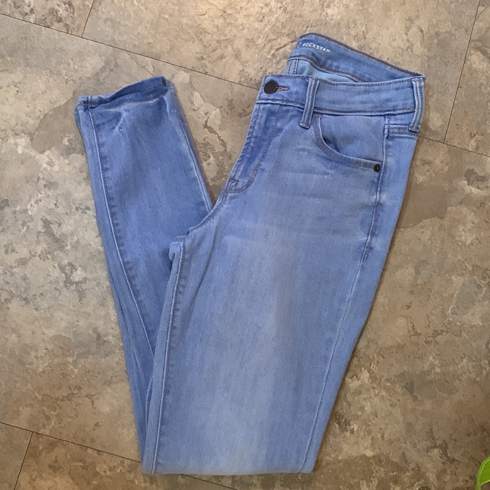 Old Navy Rockstar Mid-Rise Skinny Jeans Light Wash Denim Size 6 Regular